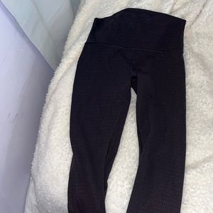 lulu-lemon leggings